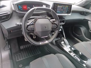 PEUGEOT e-2008 GT-LINE