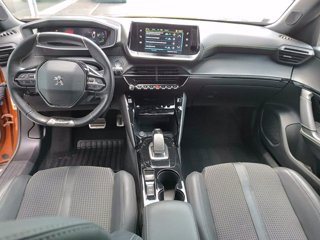 PEUGEOT e-2008 GT-LINE