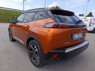 PEUGEOT e-2008 GT-LINE