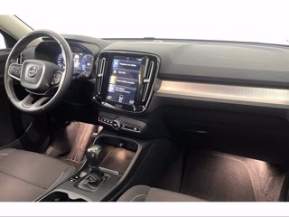 VOLVO XC40 Momentum, T3 Micro Hybrid