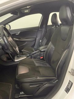 VOLVO V40 * D2 RD MOM GEA