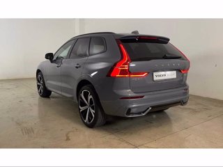 VOLVO XC60 R-Design, B4 AWD mild hybrid (D)