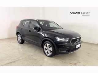 VOLVO XC40 Momentum Pro, T2 automatico Micro Hybrid
