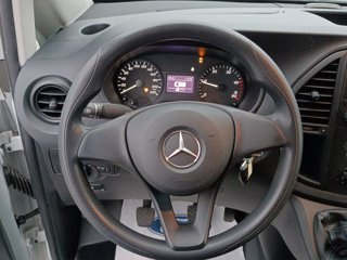 MERCEDES vito 111 cdi long E6