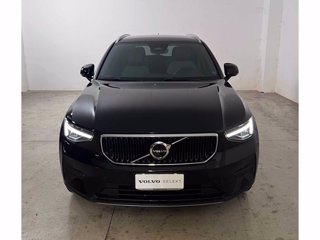 VOLVO XC40 Core, B3 mild hybrid, Benzina