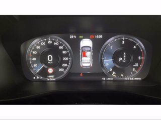 VOLVO XC40 Momentum Pro, D3 AWD automatico