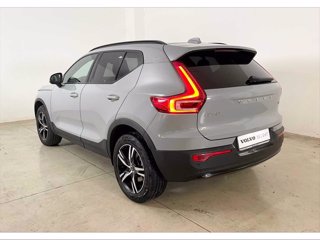 VOLVO XC40 Plus, B3 Mild hybrid, Benzina, Dark