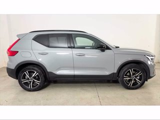 VOLVO XC40 Plus, B3 Mild hybrid, Benzina, Dark