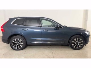VOLVO XC60 Plus, B4 AWD mild hybrid, Diesel, Bright