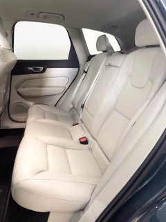 VOLVO XC60 Plus, B4 AWD mild hybrid, Diesel, Bright