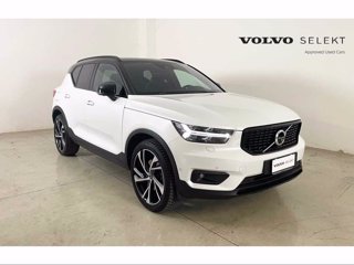 VOLVO XC40 D4 AWD R-D GEAR INTRO