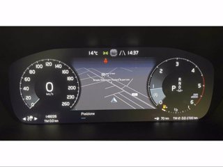 VOLVO XC40 D4 AWD R-D GEAR INTRO