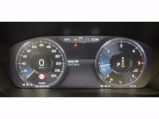 VOLVO XC40 D3 Momentum Geartronic