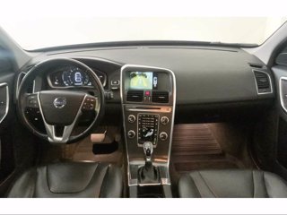 VOLVO XC60 D4 AWD SUM GEAR