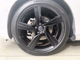 VOLVO V60 D4 R-D MOM GEAR