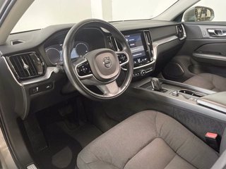 VOLVO V60 Momentum Core, B4 mild hybrid (D) automatico