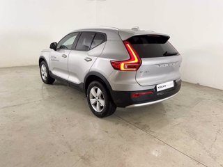 VOLVO XC40 Core, B3 Mild hybrid, Benzina