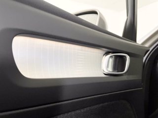 VOLVO XC40 Core, B3 Mild hybrid, Benzina