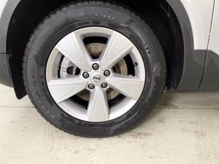 VOLVO XC40 Core, B3 Mild hybrid, Benzina