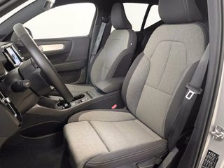 VOLVO XC40 Core, B3 Mild hybrid, Benzina