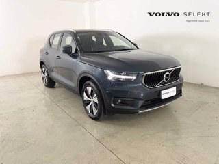VOLVO XC40 Momentum Pro, T3 automatico