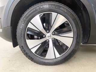 VOLVO XC40 Momentum Pro, T3 automatico