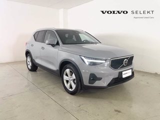 VOLVO XC40 Core, B3 Mild hybrid, Benzina