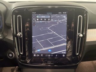 VOLVO XC40 Core, B3 Mild hybrid, Benzina