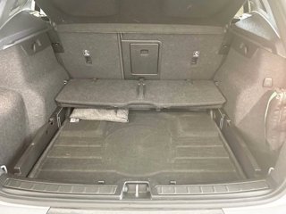 VOLVO XC40 Core, B3 Mild hybrid, Benzina