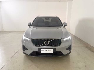 VOLVO XC40 Core, B3 Mild hybrid, Benzina