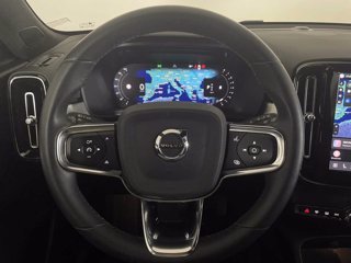 VOLVO XC40 Core, B3 Mild hybrid, Benzina