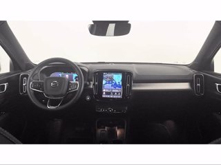 VOLVO XC40 Core, B3 Mild hybrid, Benzina