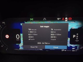 VOLVO XC40 Core, B3 Mild hybrid, Benzina