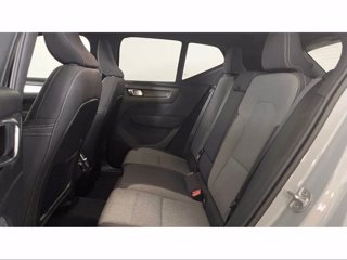 VOLVO XC40 Core, B3 Mild hybrid, Benzina