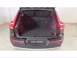 VOLVO XC40 Momentum Pro, D3 automatico