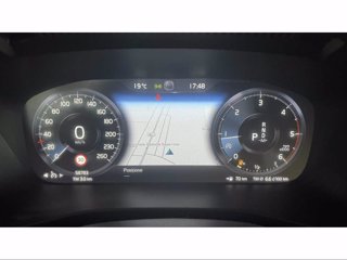 VOLVO XC40 Momentum Pro, D3 automatico
