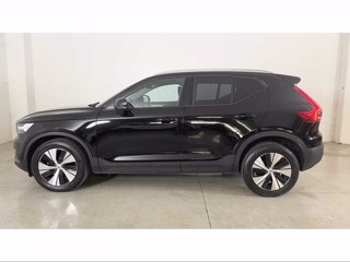 VOLVO XC40 Momentum Pro, D3 automatico
