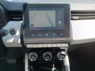 RENAULT Clio 1.6 e-tech full hybrid techno 145cv auto