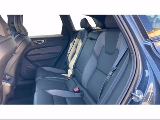 VOLVO XC60 Plus, B4 AWD Mild hybrid, Diesel, Dark