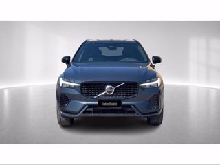 VOLVO XC60 Plus, B4 AWD Mild hybrid, Diesel, Dark