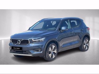 VOLVO XC40 Momentum Pro, T2 automatico