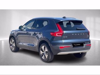 VOLVO XC40 Momentum Pro, T2 automatico