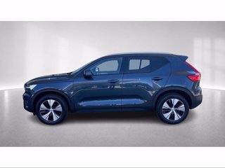 VOLVO XC40 Momentum Pro, T2 automatico