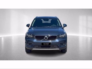 VOLVO XC40 Momentum Pro, T2 automatico
