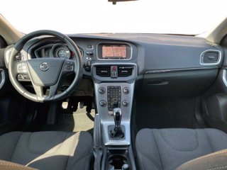 VOLVO V40 CROSS COUNTRY D2 CC
