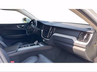 VOLVO XC60 Inscription, B4 AWD mild hybrid (D) automatico