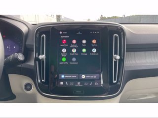 VOLVO XC40 Core, B3 mild hybrid, Benzina