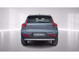 VOLVO XC40 Core, B3 mild hybrid, Benzina