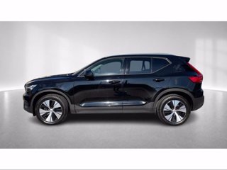 VOLVO XC40 Momentum Pro, T2 automatico Micro Hybrid