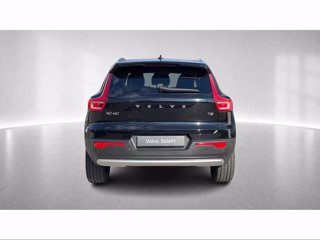 VOLVO XC40 Momentum Pro, T2 automatico Micro Hybrid